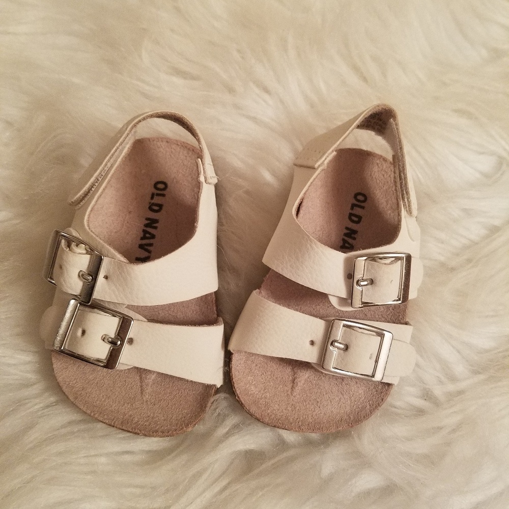 Baby Old Navy sandals 0-3